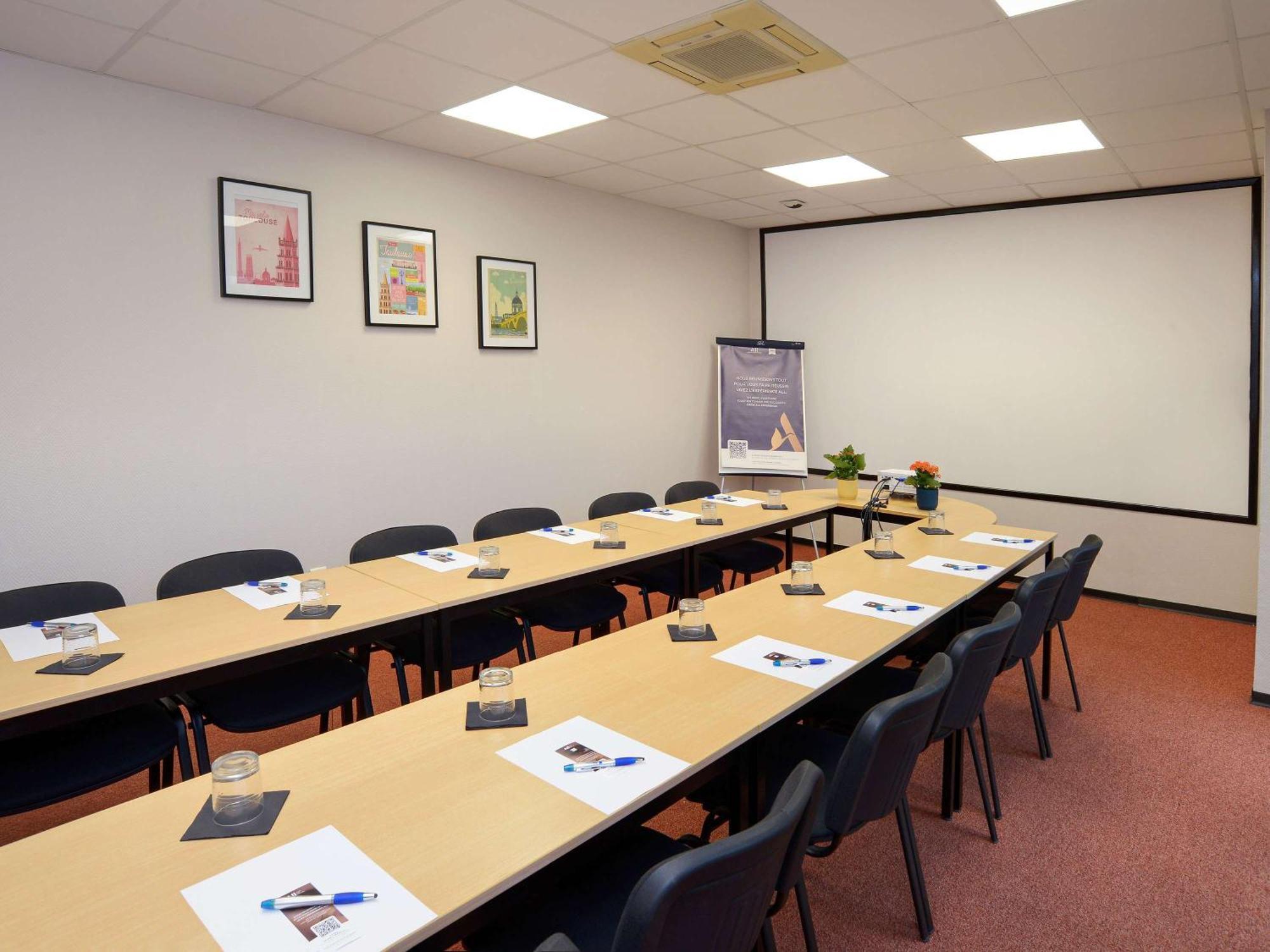Ibis Budget Toulouse Centre Gare Exterior foto